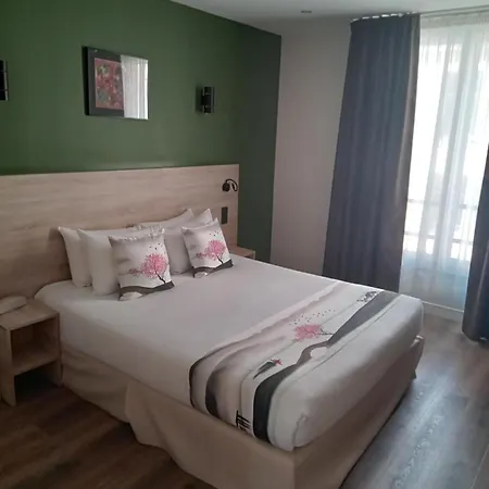 Modern Est Hotel