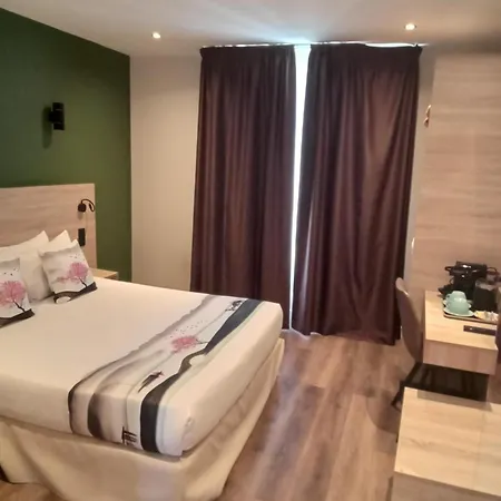 Modern Est Hotel Parigi