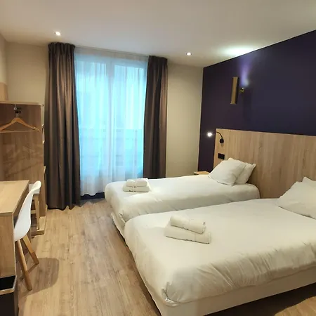 Modern Est Hotel