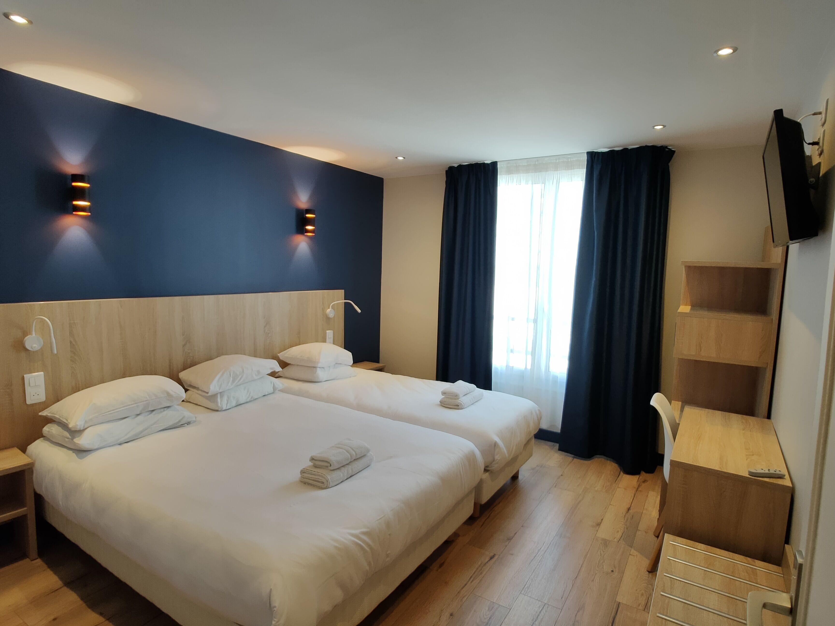 Modern Est Hotel