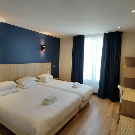 Modern Est Hotel